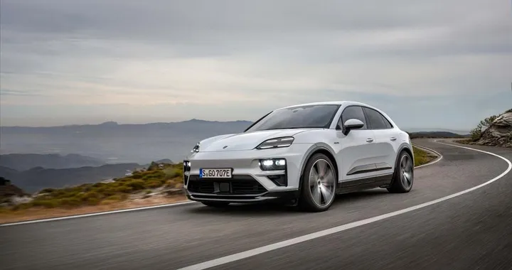 Porsche Macan EV: design, motori, prestazioni e prezzo [FOTO]
