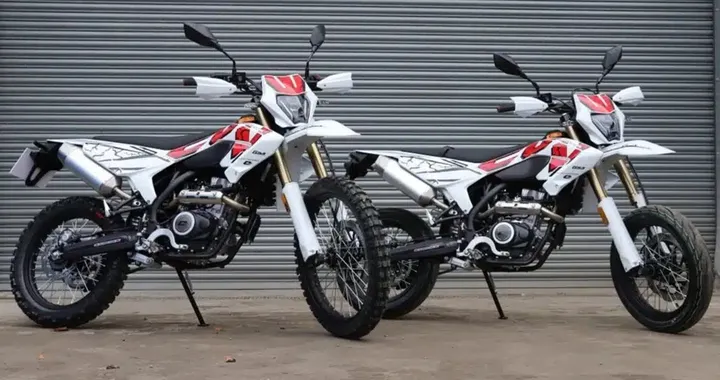 QJMotor COV 125: la nuova gamma A1 tra enduro e supermoto sotto i 3.500 euro