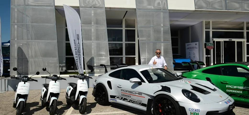 Vmoto è Official Partner della Porsche Carrera Cup Italia