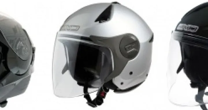 AXO presenta il casco modulare Clapper ed il jet Polis