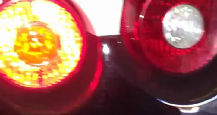 Suono Ferrari contraffatta