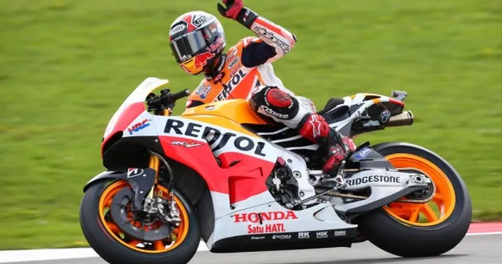 MotoGP Silverstone 2014: Decima pole per Marc Marquez su Dovizioso e Lorenzo, 6° Valentino Rossi [FOTO]