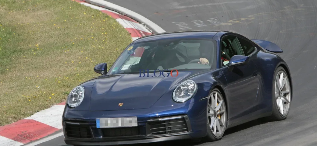 Porsche 911: la generazione 992 senza veli