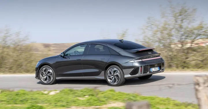 Hyundai scommette sulla guida autonoma: nuovi test su IONIQ 6