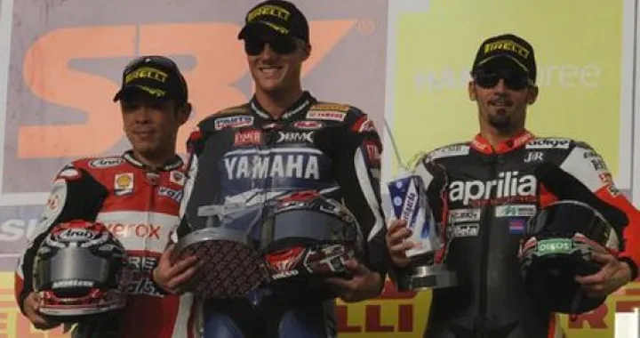 WSBK: a Imola sarà di nuovo Spies contro Haga?