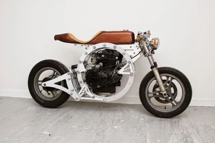 Moto su misura da assemblare con la stampa 3D