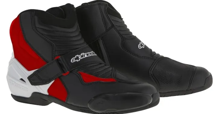 Alpinestars: nuova giacca Rox Textile e stivale SMX-1 R