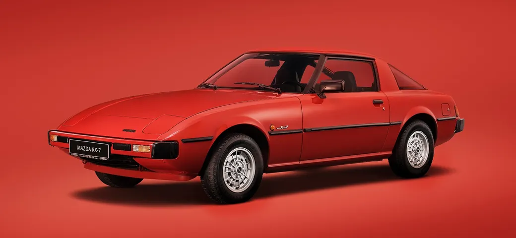 Mazda RX-7, la coupé sportiva con motore rotativo