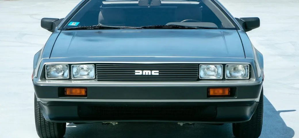 DeLorean DMC-12: in vendita un esemplare con meno di 1000 km