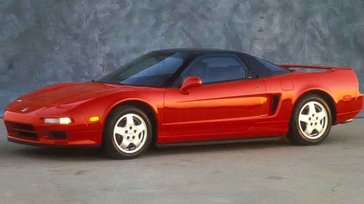 Come la mitica supercar giapponese anni '90 può scalzare la Porsche 911