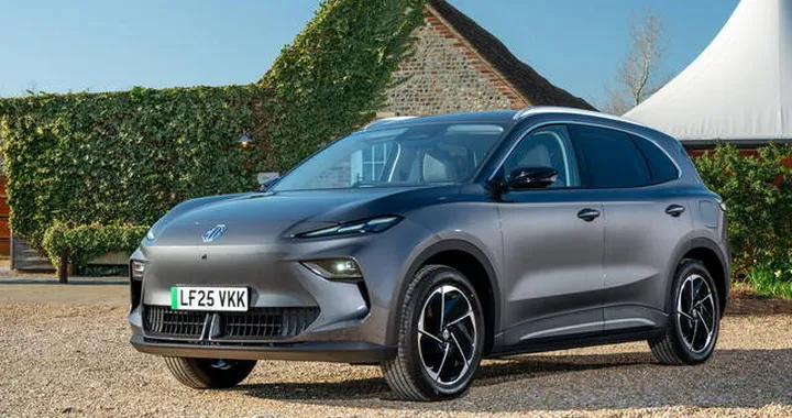 MG S5 EV, il nuovo SUV elettrico al debutto a settembre