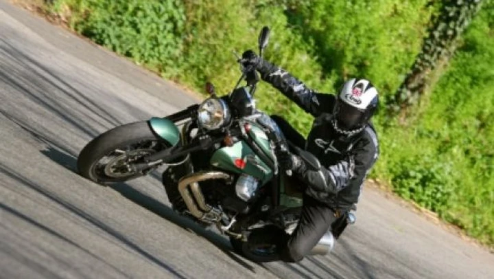 Test Moto Guzzi Griso 8V Special Edition 2009