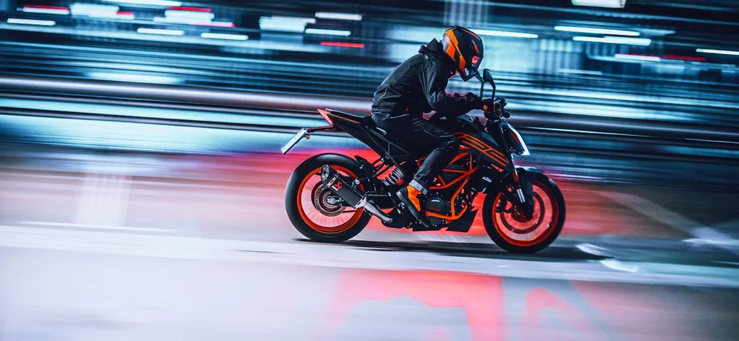 Husqvarna e KTM: nuovi prezzi per i modelli stradali 2021