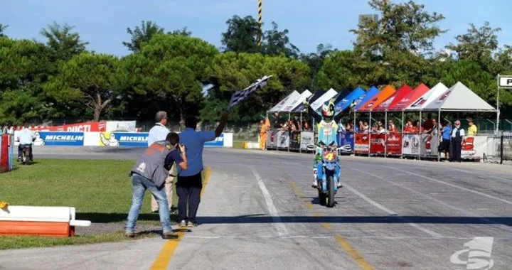 Supermoto: Thomas Chareyre Campione 2014 [Video]
