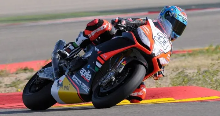 SBK Test di Aragon: Melandri in "rodaggio", Baz vola con la Kawasaki