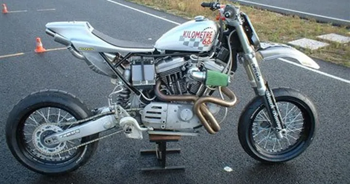 Sportrack LB 12: una supermotard da 1200 cc!