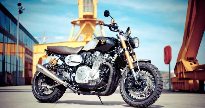 Yamaha XJR1300 Scrambler by L'Atelier 5 &amp; Flash 76