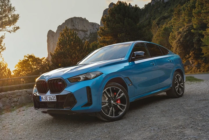 Bmw X5 e X6 2023: novità, ibrido plug-in, uscita