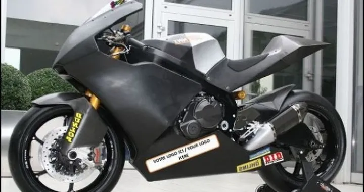 MotoGP: Suter prepara un prototipo motorizzato BMW S1000RR