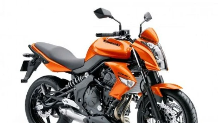 Kawasaki ER-6n e ER-6f MY 2010