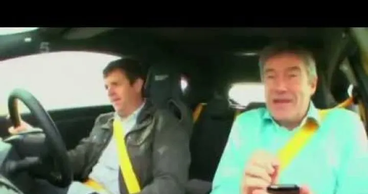 Video: Fifth Gear confronta Renault Megane RS Trophy e Nissan 370Z