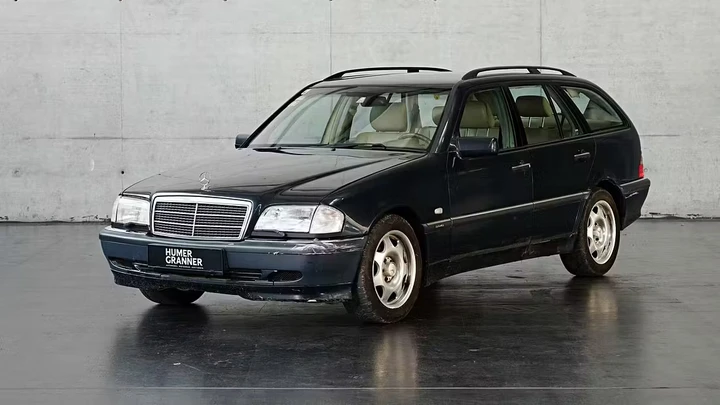 La Mercedes di Niki Lauda va all'asta a 5.000 euro: ma c'è un problema