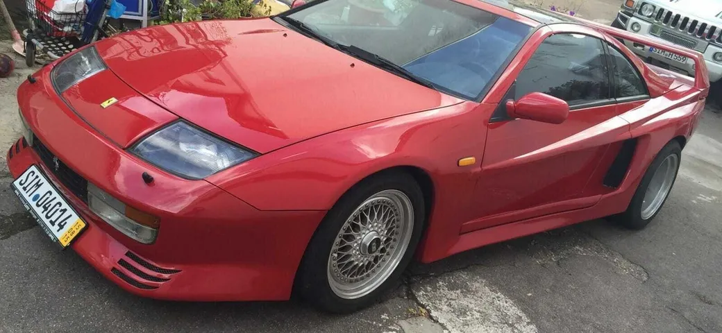Ecco la Nissan 300ZX che “sogna” di essere una Ferrari