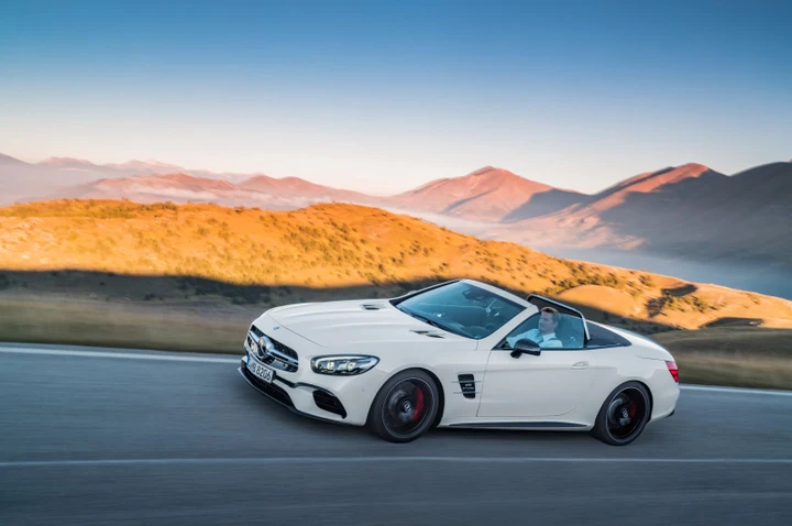 Mercedes-AMG SL: le ultime indiscrezioni sulla nuova roadster