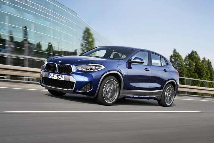 BMW X2 xDrive25e: ultima frontiera dell'ibrido plug-in