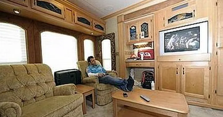 Capirossi apre le porte alla sua casa viaggiante