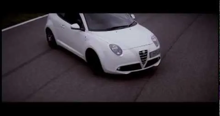 Alfa Romeo MiTo Quadrifoglio Verde Aquabatics Challenge Trailer