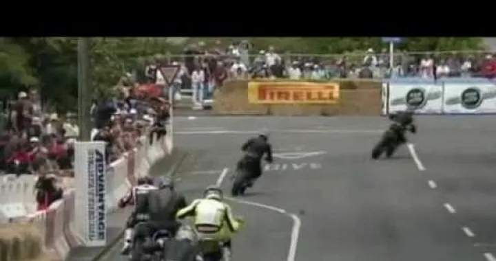 Video del successo di Davide Gozzini al Cemetery Circuit, Nuova Zelanda