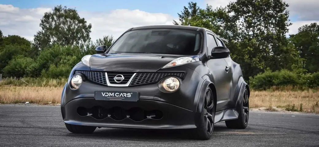 La rarissima Nissan Juke-R700 è in vendita in Germania