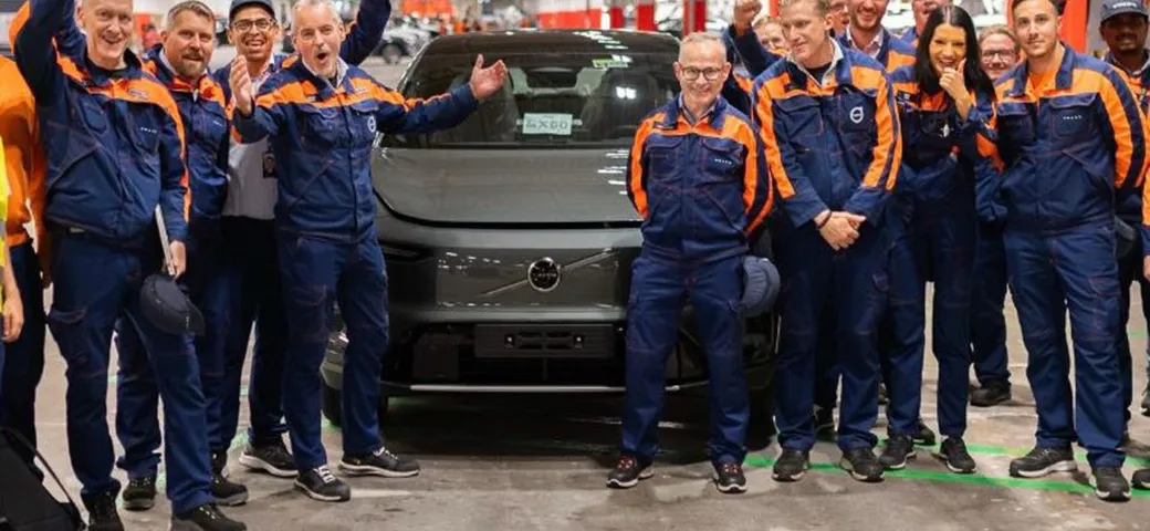 Volvo EX60, con piattaforma SPA3: debutto a gennaio 2026