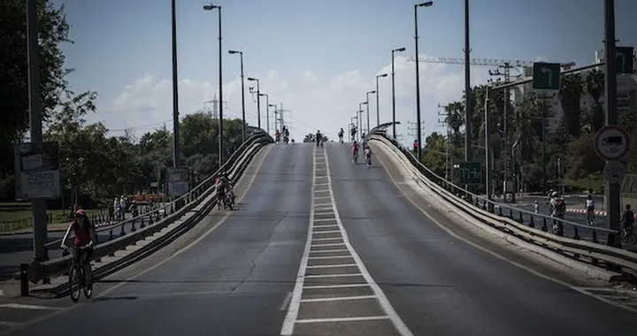 Migliorare la sicurezza sulle strade? Riducendo la larghezza delle corsie