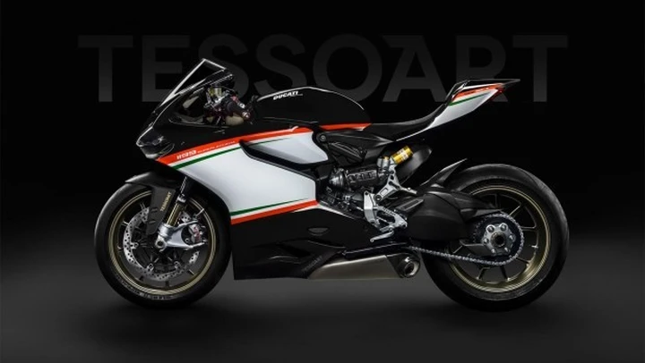 Ducati 1199 Superleggera Tricolore Nero by Tessoart