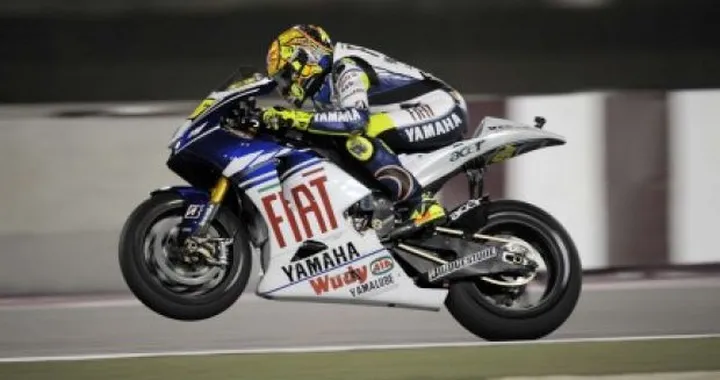 MotoGP: Rossi, "Grande passo in avanti con la M1". Lorenzo, "Sto meglio, in gara lotterò per la vittoria"