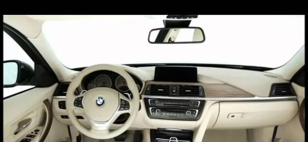 Video BMW Serie 3 F30: gli allestimenti