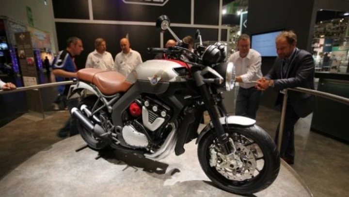 Horex VR6: 6 cilindri sovralimentati per 230CV in salsa naked