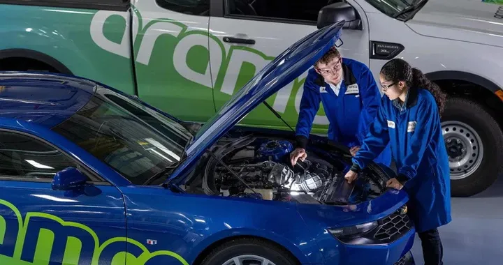 Compagnia petrolifera sviluppa motore ibrido: 35% di consumi in meno