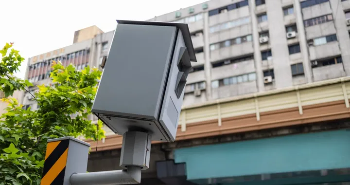 Autovelox impazzito rileva sempre la solita velocità, pioggia di multe