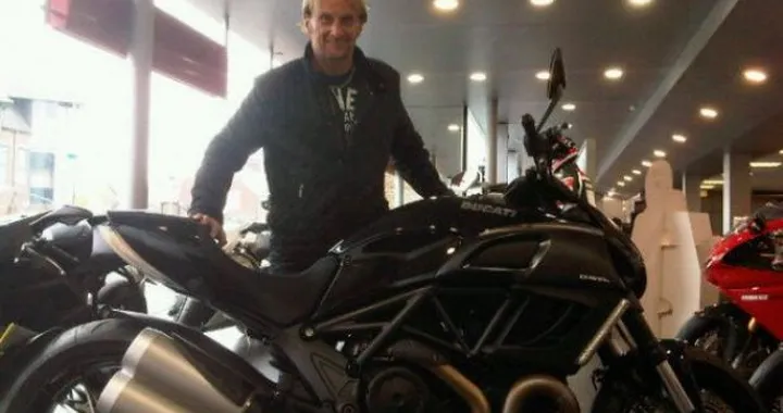 Carl Fogarty si è innamorato della Ducati Diavel