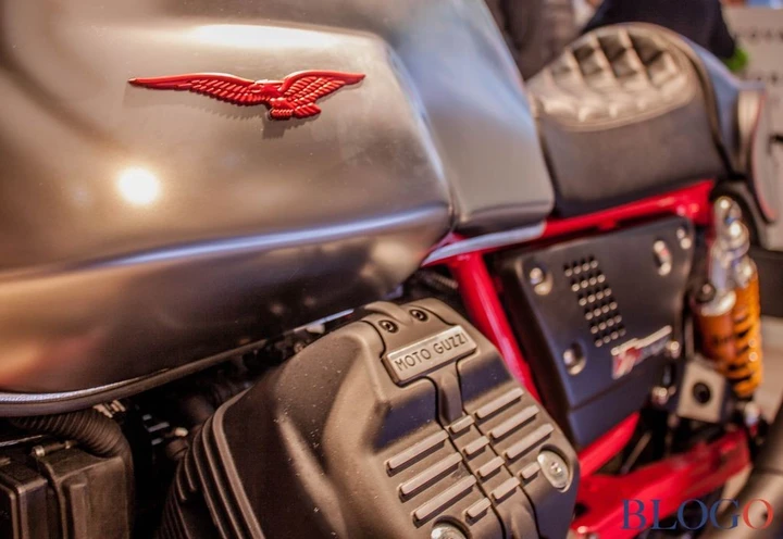 Stand Moto Guzzi al Salone EICMA di Milano 2016 Live