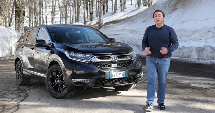 Honda CR-V e:HEV Sport Line: la prova su strada