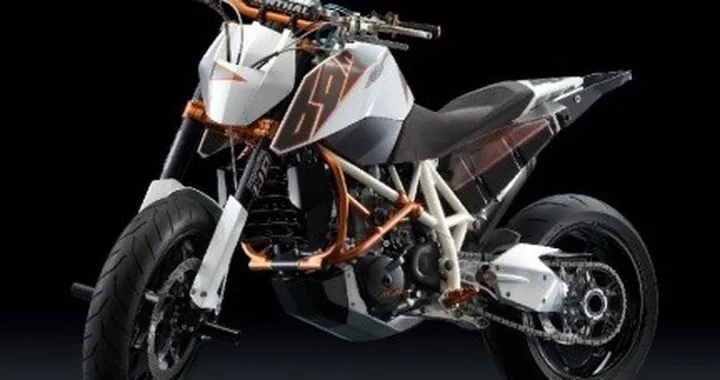 KTM 690 "Stunt": prototipo d'autore!