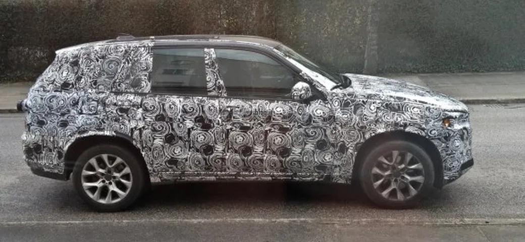Nuova BMW X5: le foto spia di un nostro lettore
