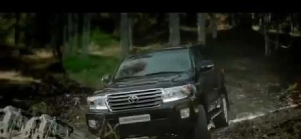 Video: Toyota Land Cruiser V8