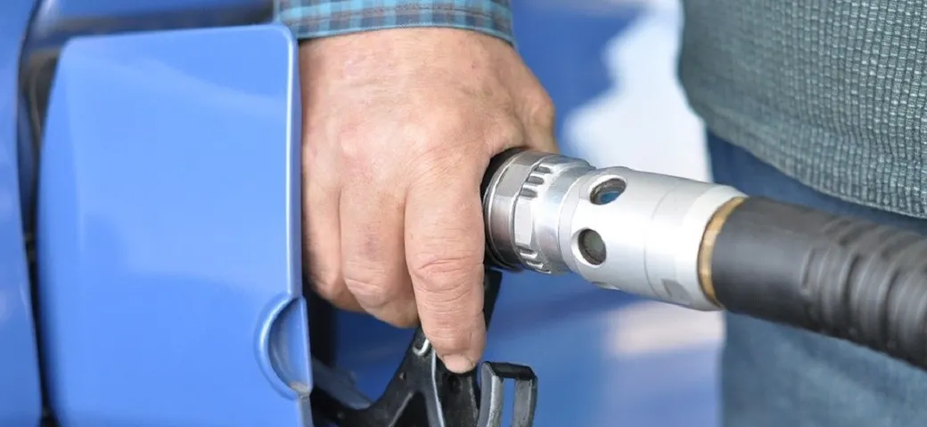 Guerra in Ucraina: conseguenze su carburanti e Case auto