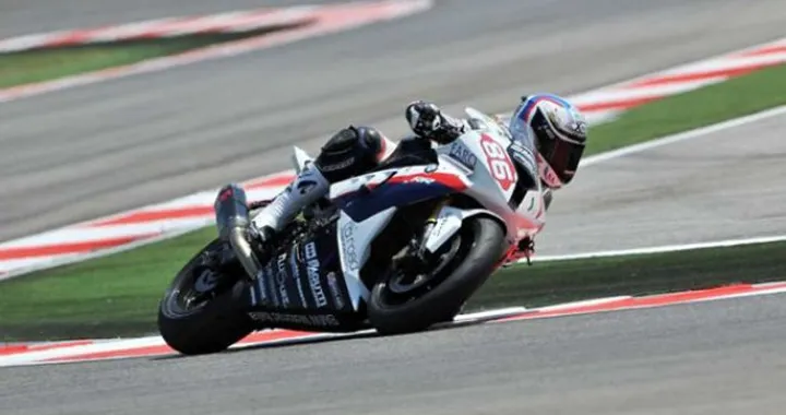 Superstock 1000: dominio assoluto di Ayrton Badovini e della sua BMW S 1000 RR
