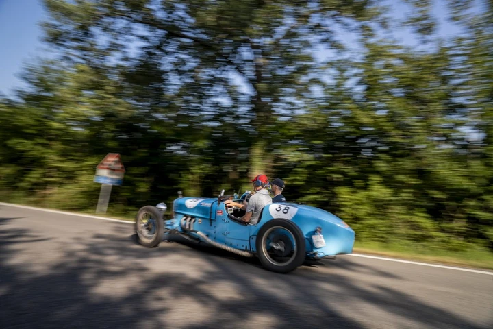 1000 Miglia 2025: partenza da Bologna per la seconda tappa